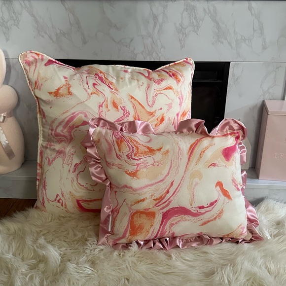 Pink and Orange Marble Throw Pillows - Picture 3 of 14